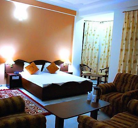 Imperial Heights Resort Dharamshala Zimmer foto